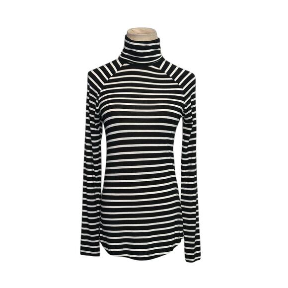 Old Navy black white stripe long sleeves turtle neck fitted T-shirt size XS - Picture 1 of 10